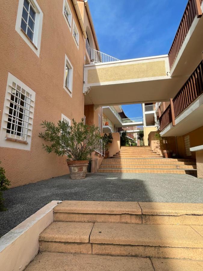 L'Ecrin Du Cap Esterel Сен-Рафаель Екстер'єр фото